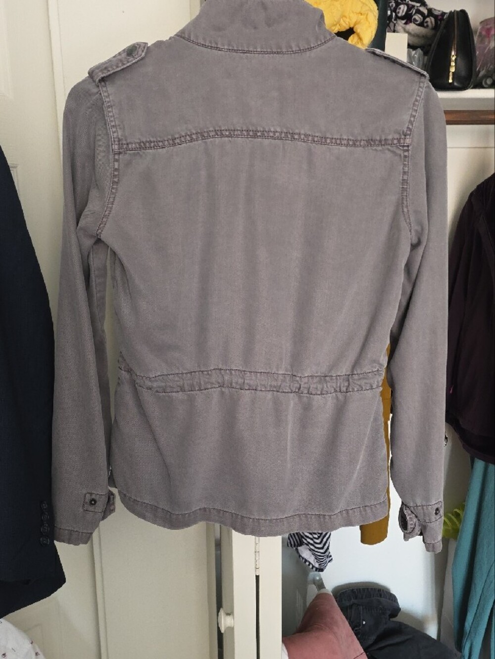 Max Jeans Gray Utility Drawstring Field Jacket - Picture 10 of 12